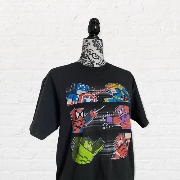 MARVEL X MINECRAFT | OFFICIALLY LICENSED GRAPHIC T-SHIRT - Picture 3 of 3